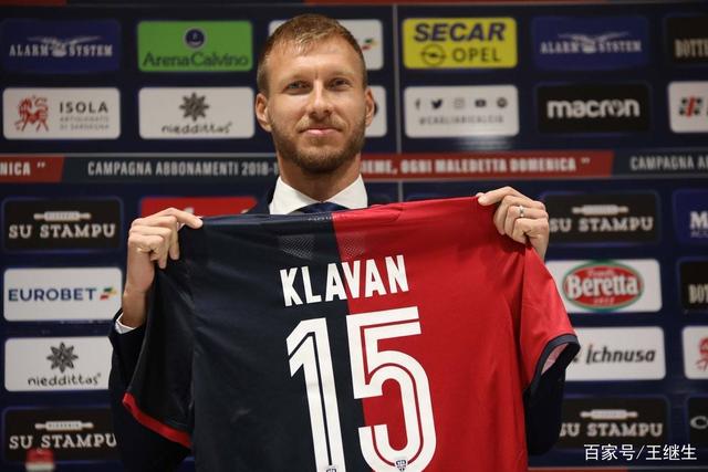 更衣室装摄像头直播？曼联正在寻求新的流量密码